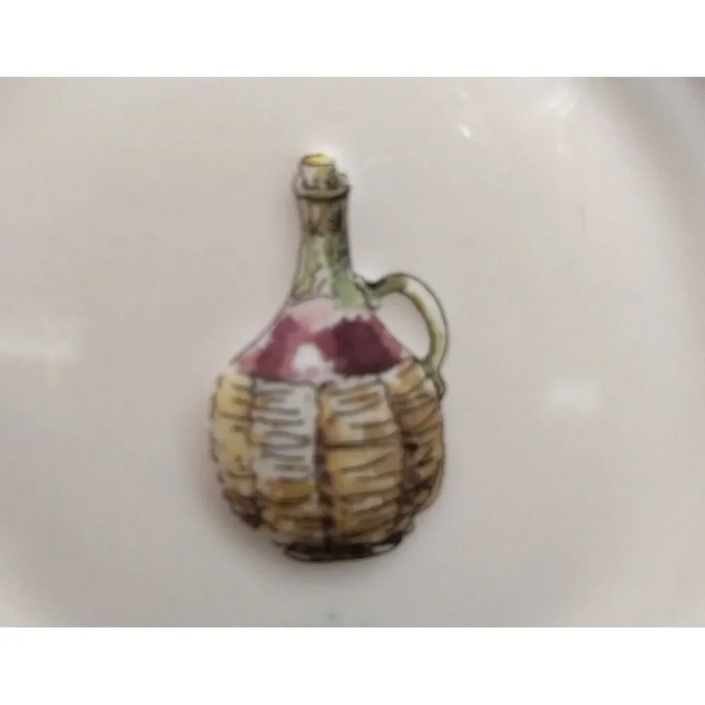 Williams Sonoma Appetizer Canapé Cheese Plates‎ WINE BOTTLE SERIES Set of 4